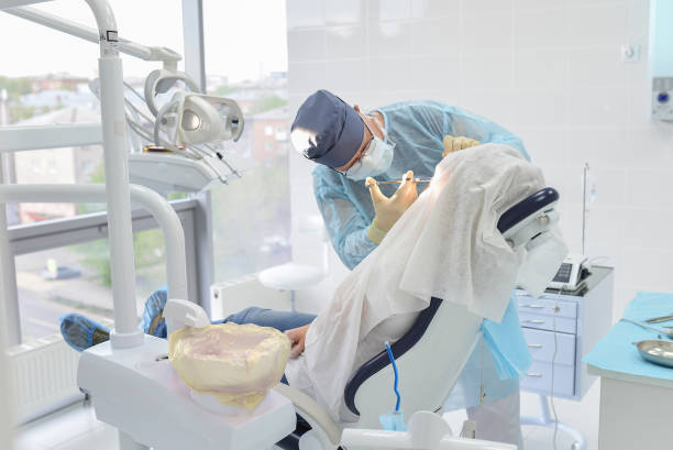 Best Urgent Tooth Repair  in Iron River, MI